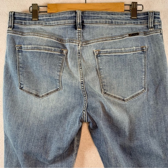 KanCan for Maurices Crop Jeans Sz 32 Light Wash - Picture 2 of 14